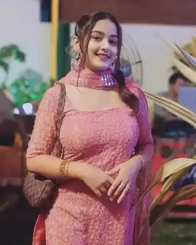 Call Girls Maudaha Cash On Delivery
